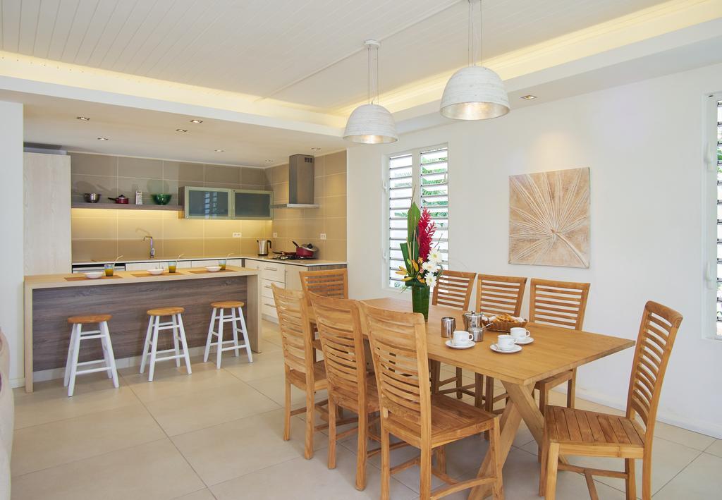 Le Beachclub Pereybere Beach ภายนอก รูปภาพ