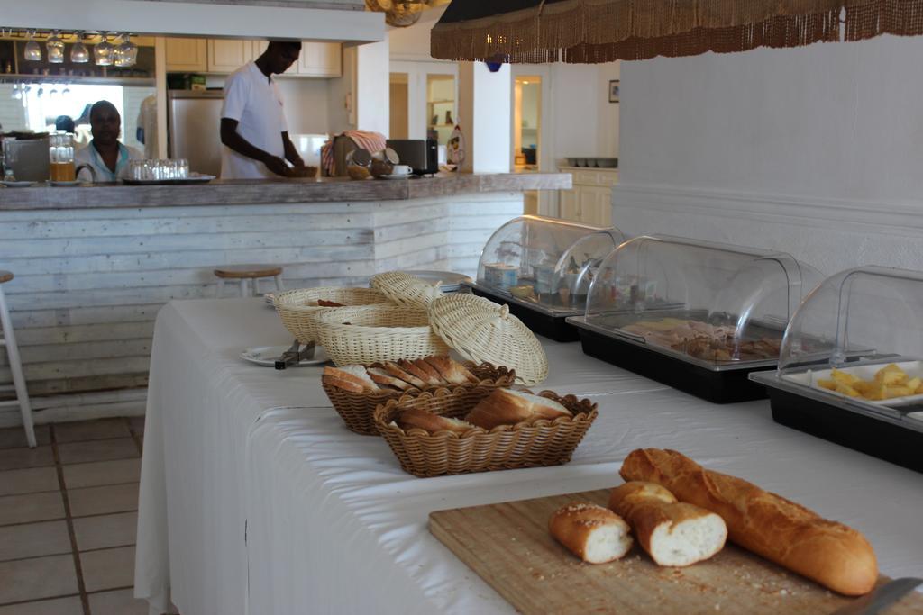 Le Beachclub Pereybere Beach ภายนอก รูปภาพ