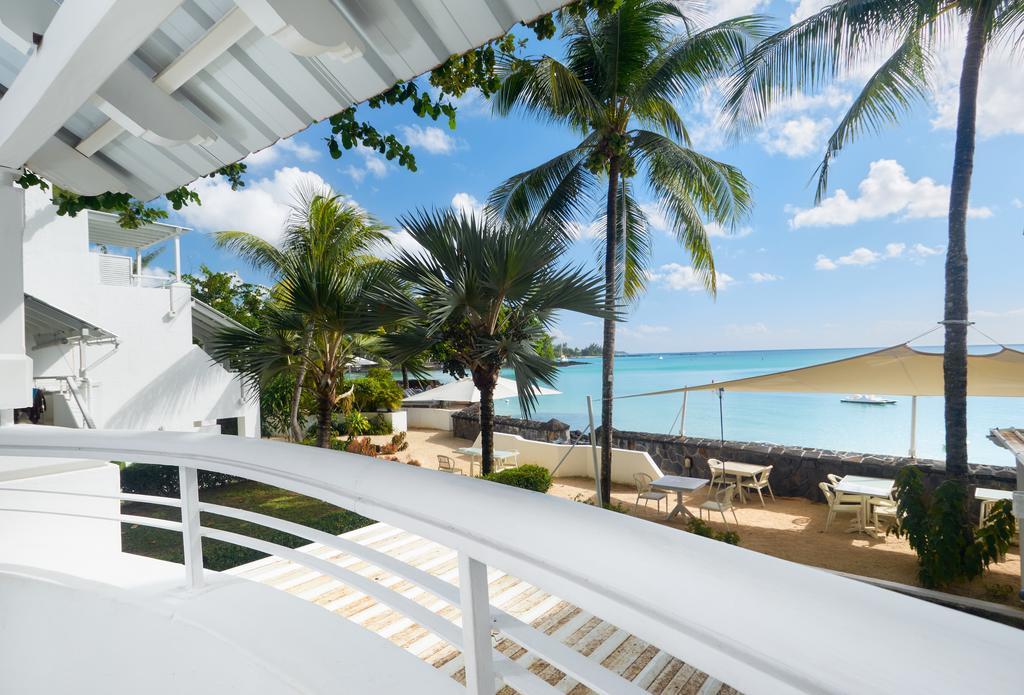 Le Beachclub Pereybere Beach ภายนอก รูปภาพ