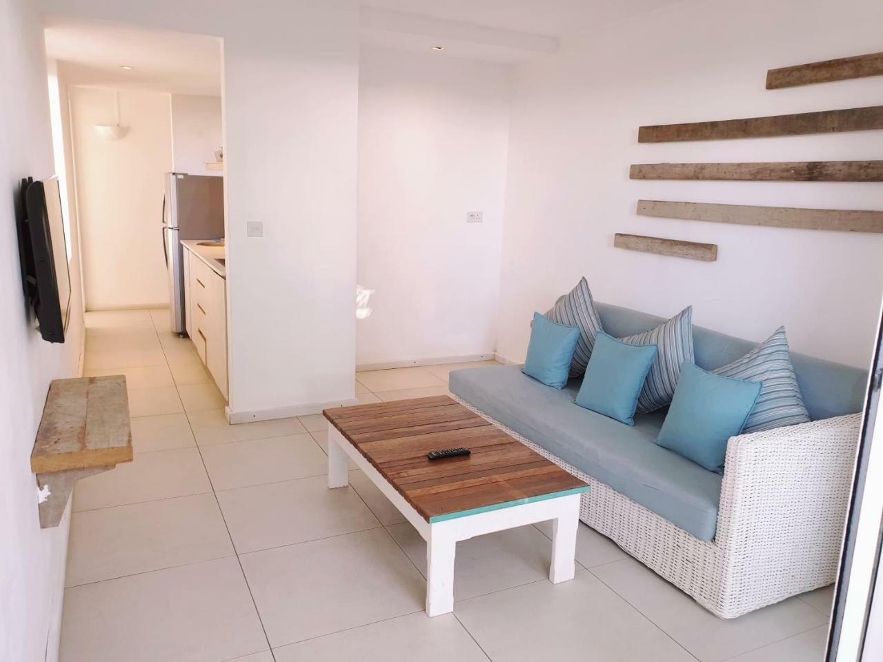 Le Beachclub Pereybere Beach ภายนอก รูปภาพ
